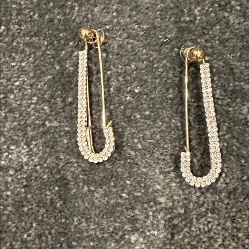 New Rhinestones safety pin Star Punk earrings chandelier drop style pierced earr
